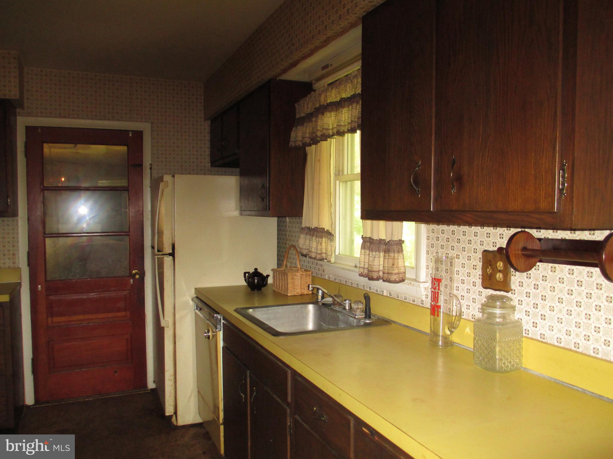 25121 Smith Landing Road Denton, MD 21629 - Photo 11 of 25 Kitchen