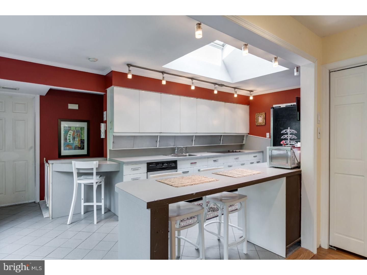 344 Covered Bridge Road Cherry Hill, NJ 08034 - Photo 4 of 24 Kitchen
