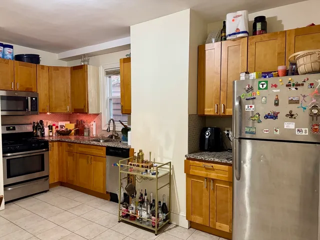 $1,399,000 | 224 Chelsea Street, Boston, MA 02128