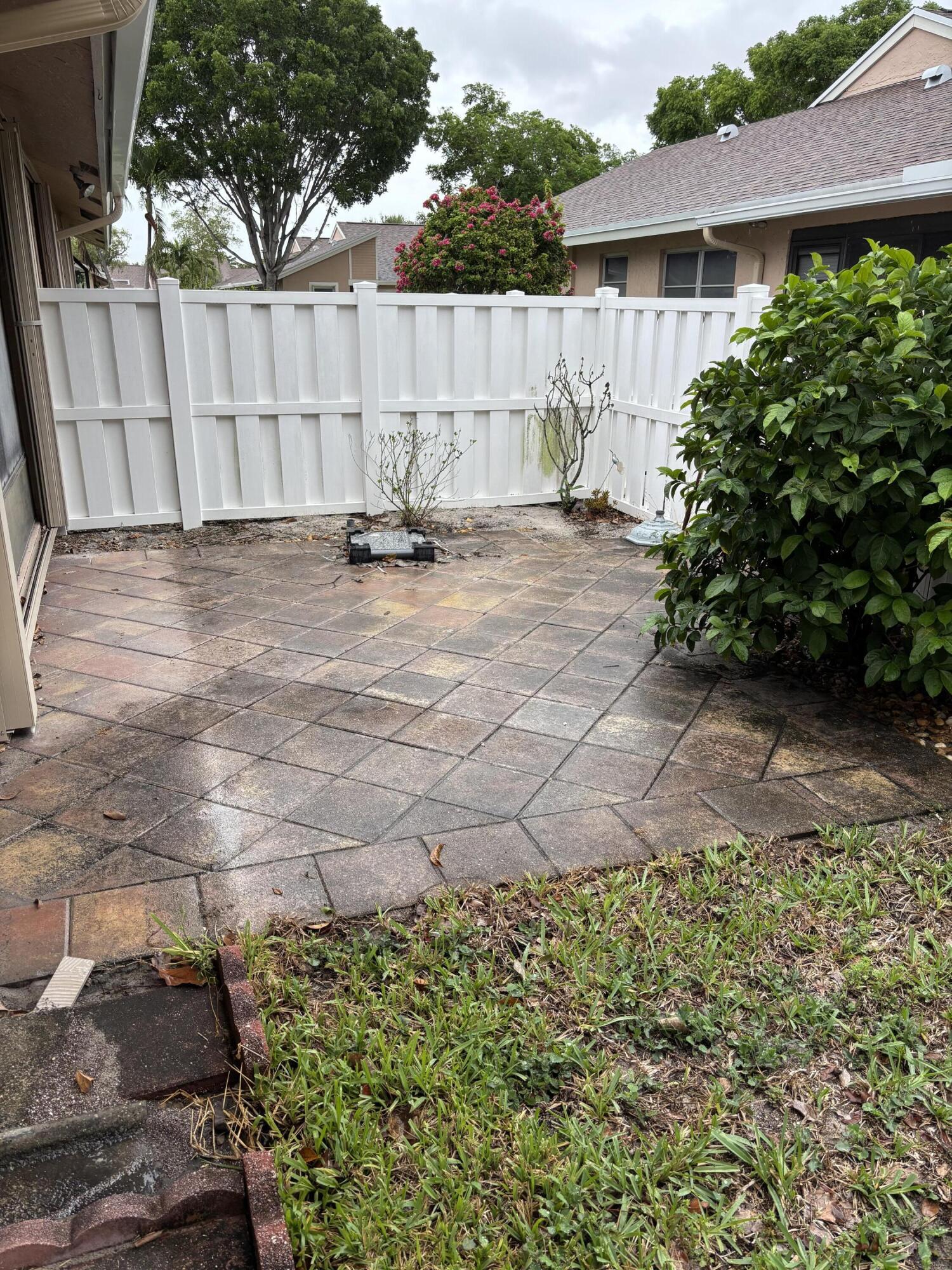 8065 Springtree Road Boca Raton, FL 33496 - Photo 18 of 25 IMG_2955