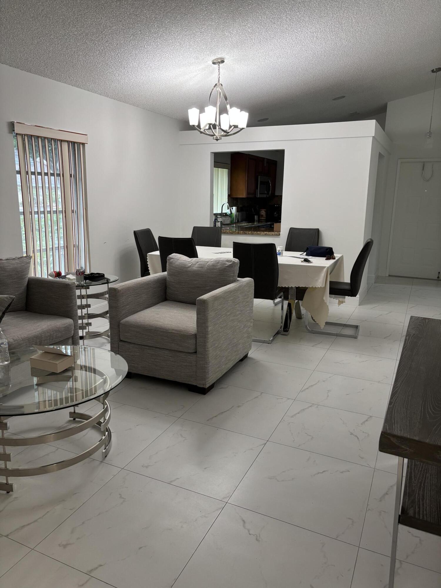 8065 Springtree Road Boca Raton, FL 33496 - Photo 3 of 25 IMG_2951