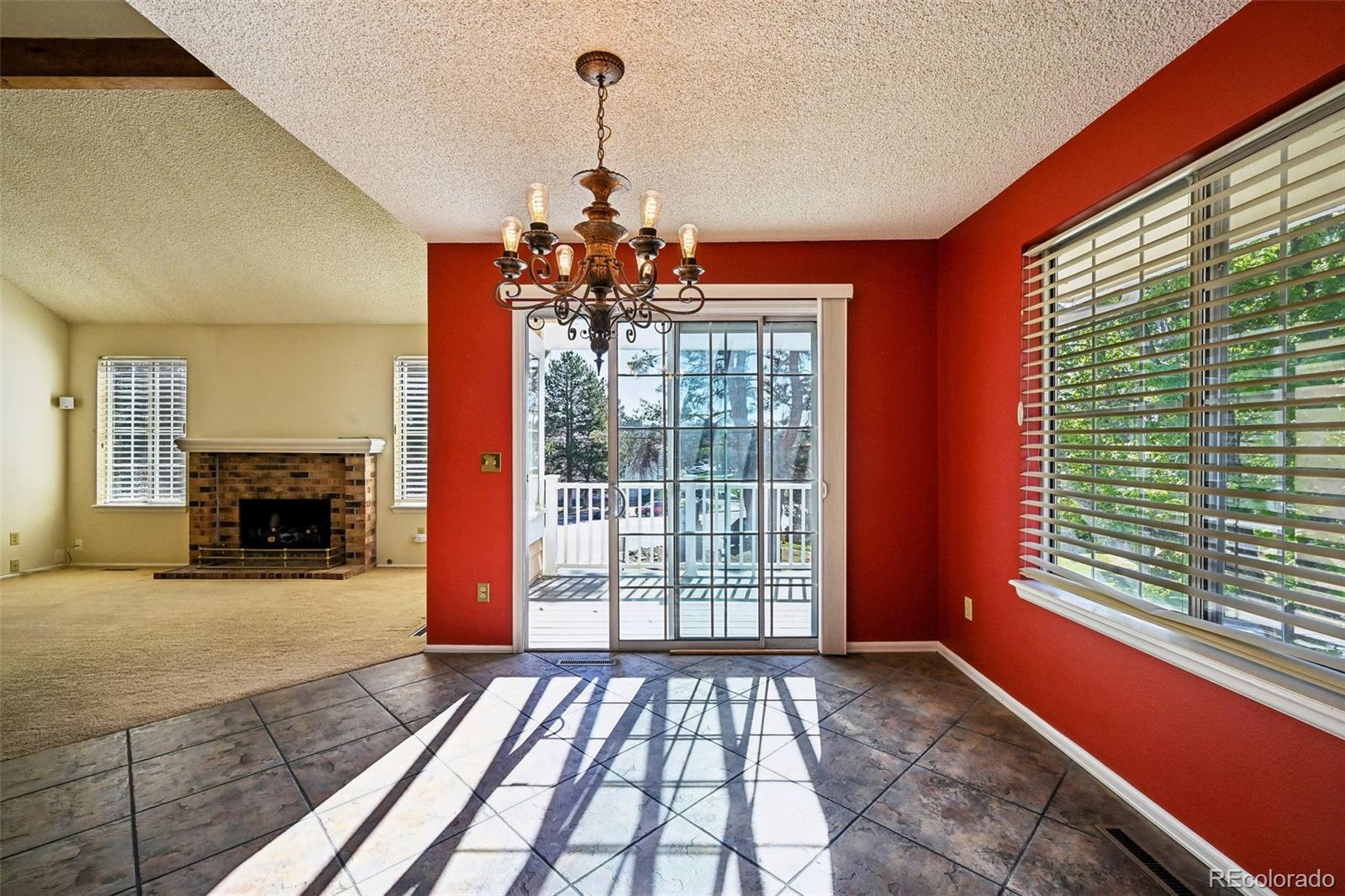 3990 South Rifle Court Aurora, CO 80013 - Photo 10 of 37