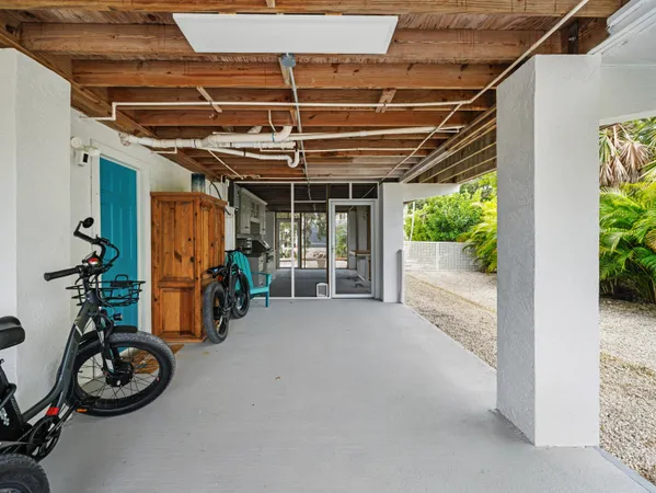 $799,000 | 1672 Pandorea Lane, Big Pine Key, FL 33043