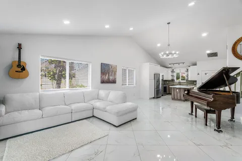 $519,000 | 101 Azalea Circle, Boynton Beach, FL 33436