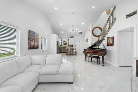 $519,000 | 101 Azalea Circle, Boynton Beach, FL 33436