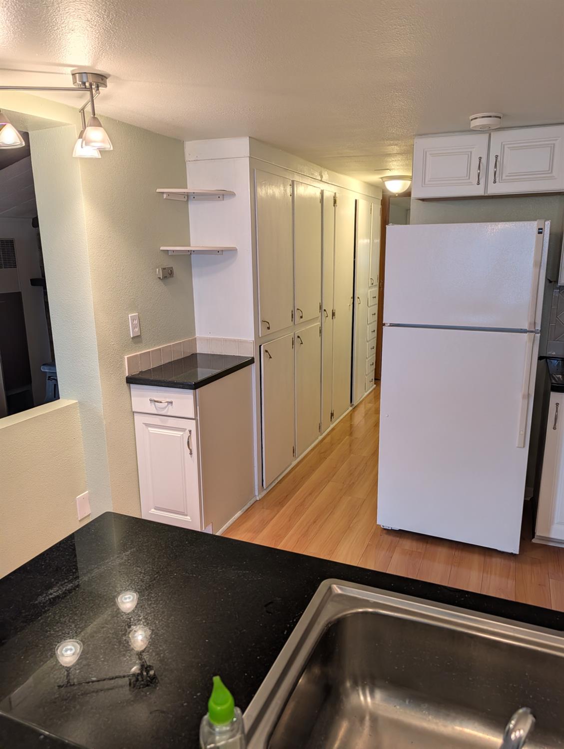 32303 East Trimmer Springs Road, Unit 7 Sanger, CA 93657 - Photo 10 of 23