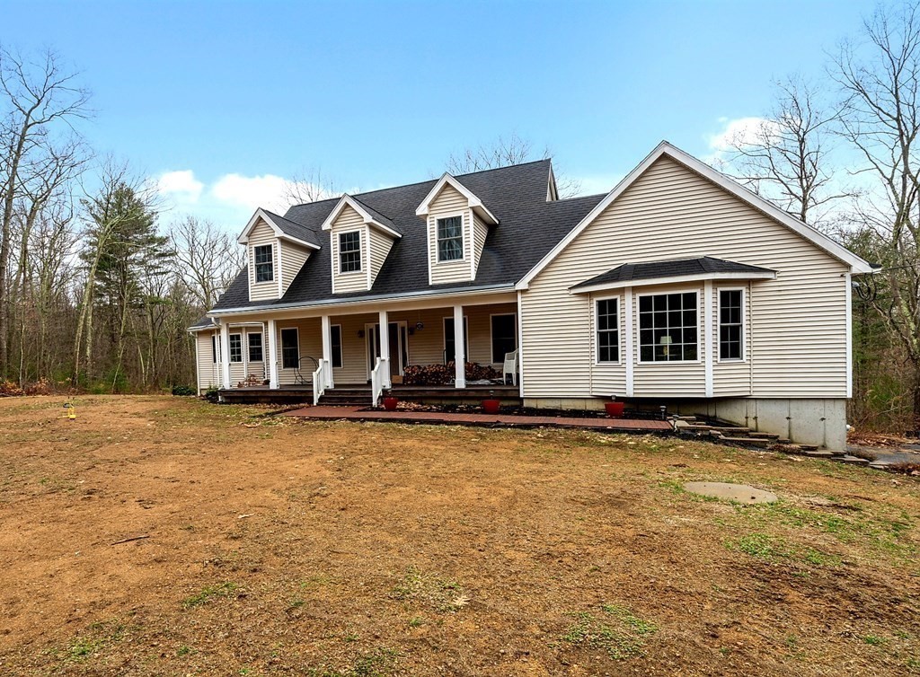 37 Mill Road North Brookfield, MA 01535 - Photo 3 of 42 Gallery Image 3