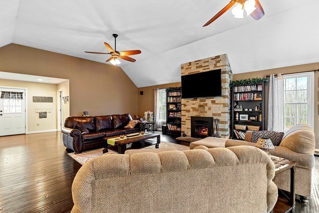 37 Mill Road North Brookfield, MA 01535 - Photo 8 of 42 Gallery Image 8