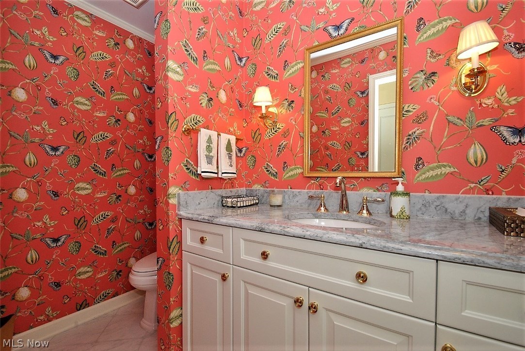 2767 Inverness Road Shaker Heights, OH 44122 - Photo 16 of 35 Lovely powder room on first floor