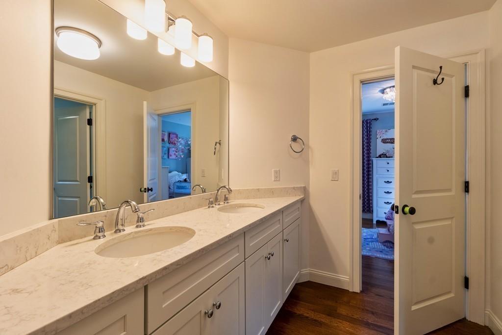 10 Robinson Road Medfield, MA 02052 - Photo 14 of 28 Gallery Image 14
