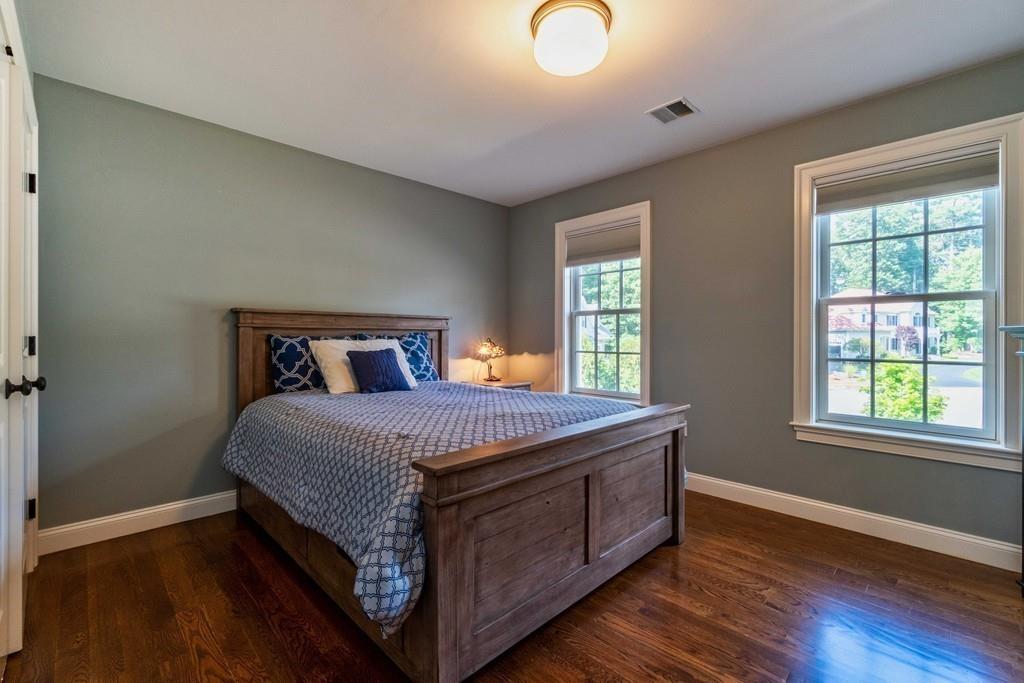 10 Robinson Road Medfield, MA 02052 - Photo 16 of 28 Gallery Image 16