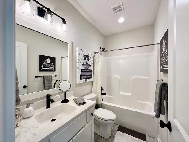 $618,950 | 2762 Southwest 11th Terrace, Lee's Summit, MO 64081