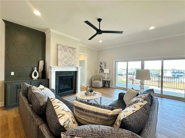 $618,950 | 2762 Southwest 11th Terrace, Lee's Summit, MO 64081