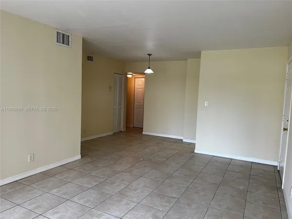 $1,550 | 2822 Northwest 55th Avenue, Unit 1D, Lauderhill, FL 33313