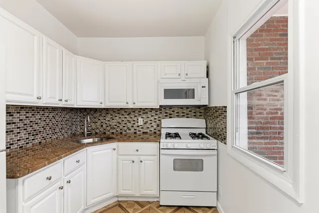 $2,200 | 303 43rd Street, Unit 1, Union City, NJ 07087