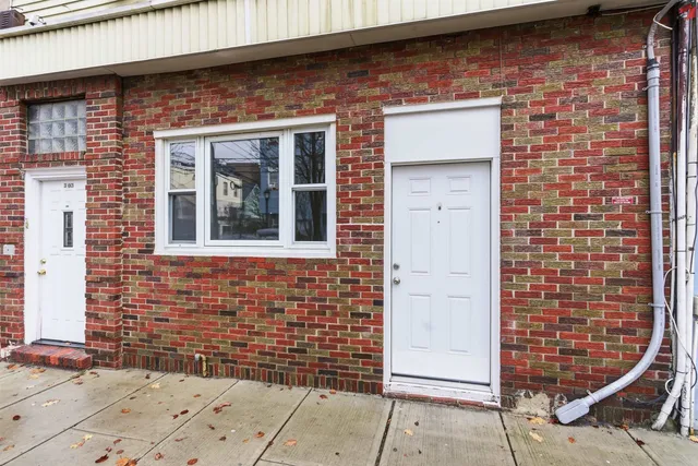 $2,200 | 303 43rd Street, Unit 1, Union City, NJ 07087