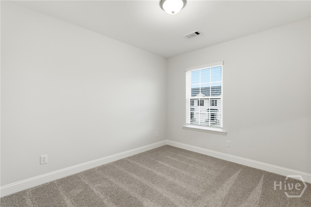 120 Hinesley Way Pooler, GA 31322 - Photo 13 of 17 Photo of same floorplan from different unit