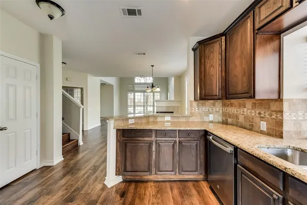 $2,495 | 11066 Chanay Drive, Frisco, TX 75035