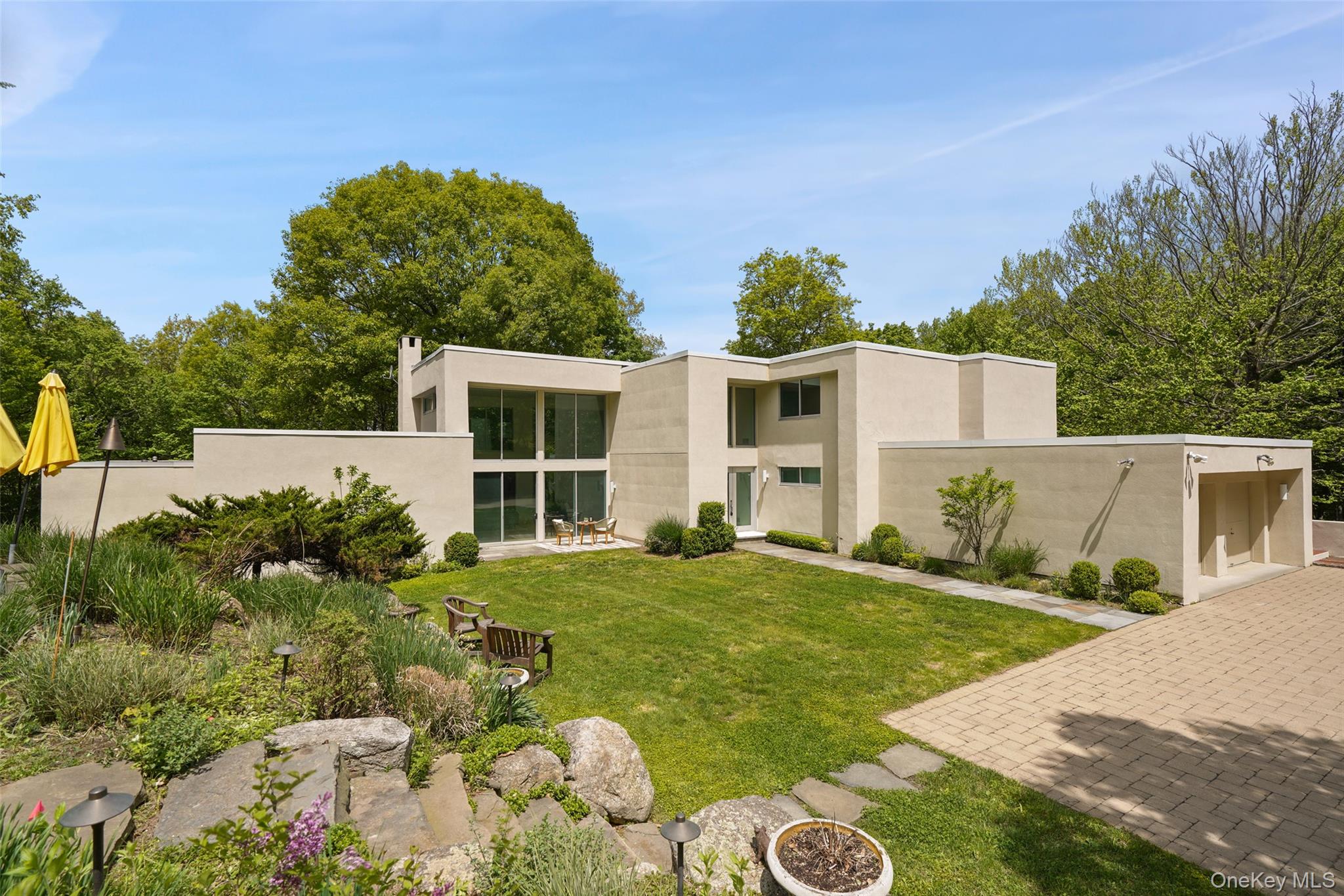 71 Old Stone Hill Road Pound Ridge, NY 10576 - Photo 3 of 30