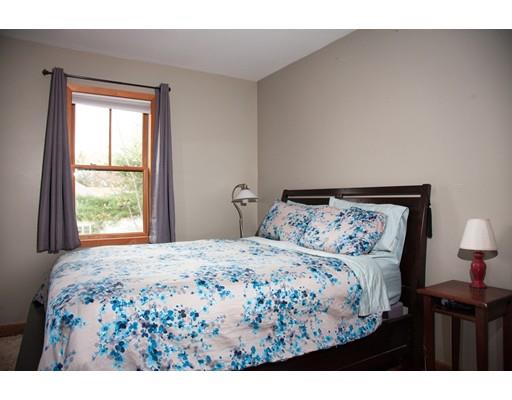 87 Lincoln Road Tewksbury, MA 01876 - Photo 12 of 17 Gallery Image 12