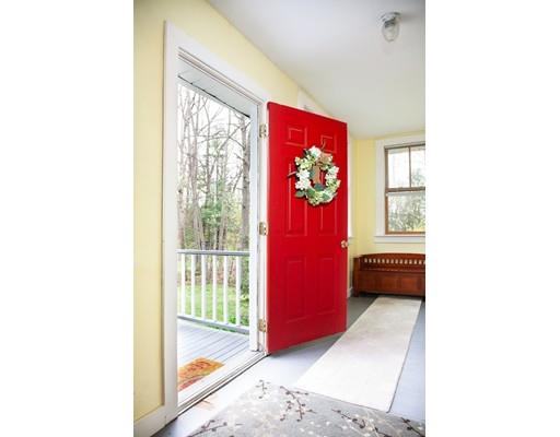87 Lincoln Road Tewksbury, MA 01876 - Photo 4 of 17 Gallery Image 4