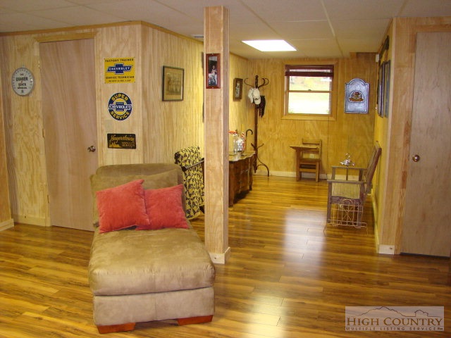 240 Hires Drive Boone, NC 28607 - Photo 8 of 23 Gallery Image 8