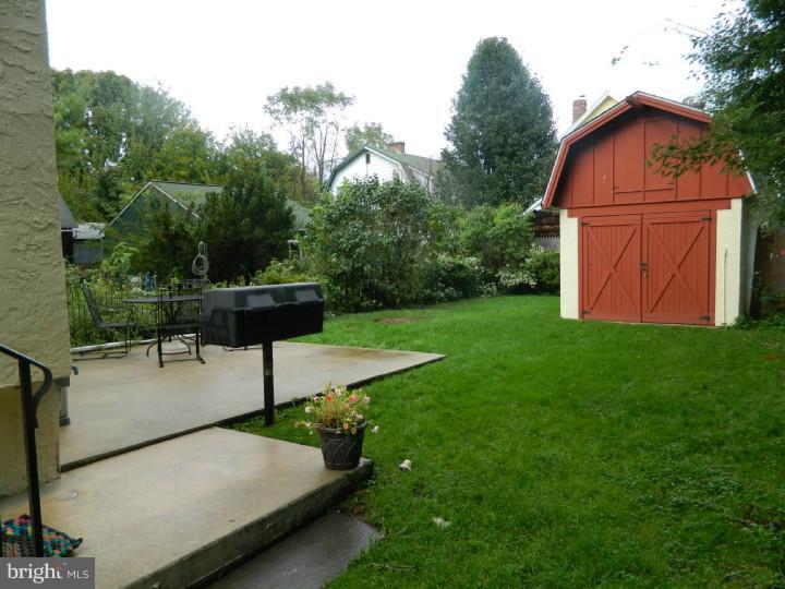281 West Valley Road Wayne, PA 19087 - Photo 15 of 21 Garage