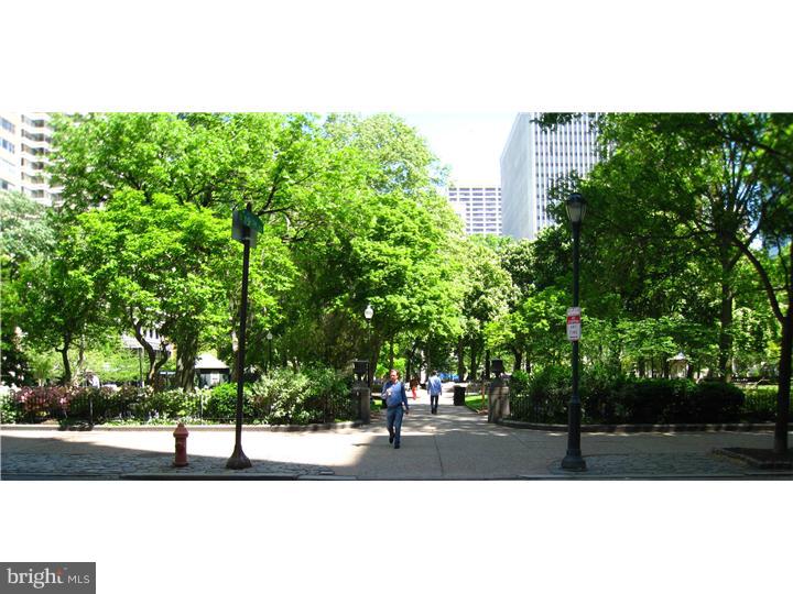 1830 Rittenhouse Square, Unit 3A Philadelphia, PA 19103 - Photo 23 of 25