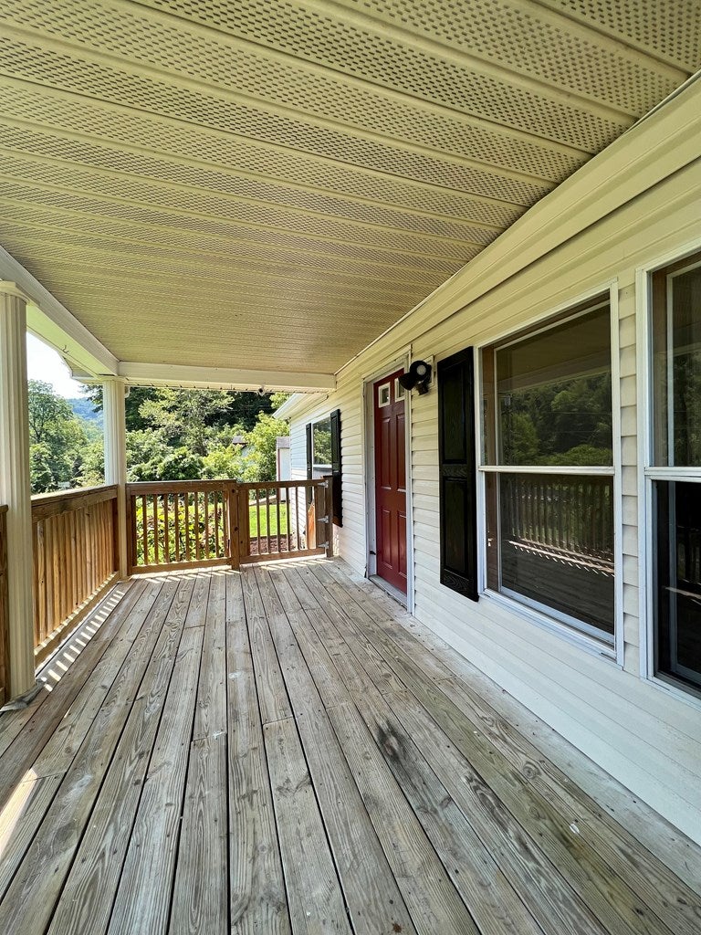 260 Ivy Ridge Road Cleveland, VA 24225 - Photo 5 of 17 Gallery Image 5