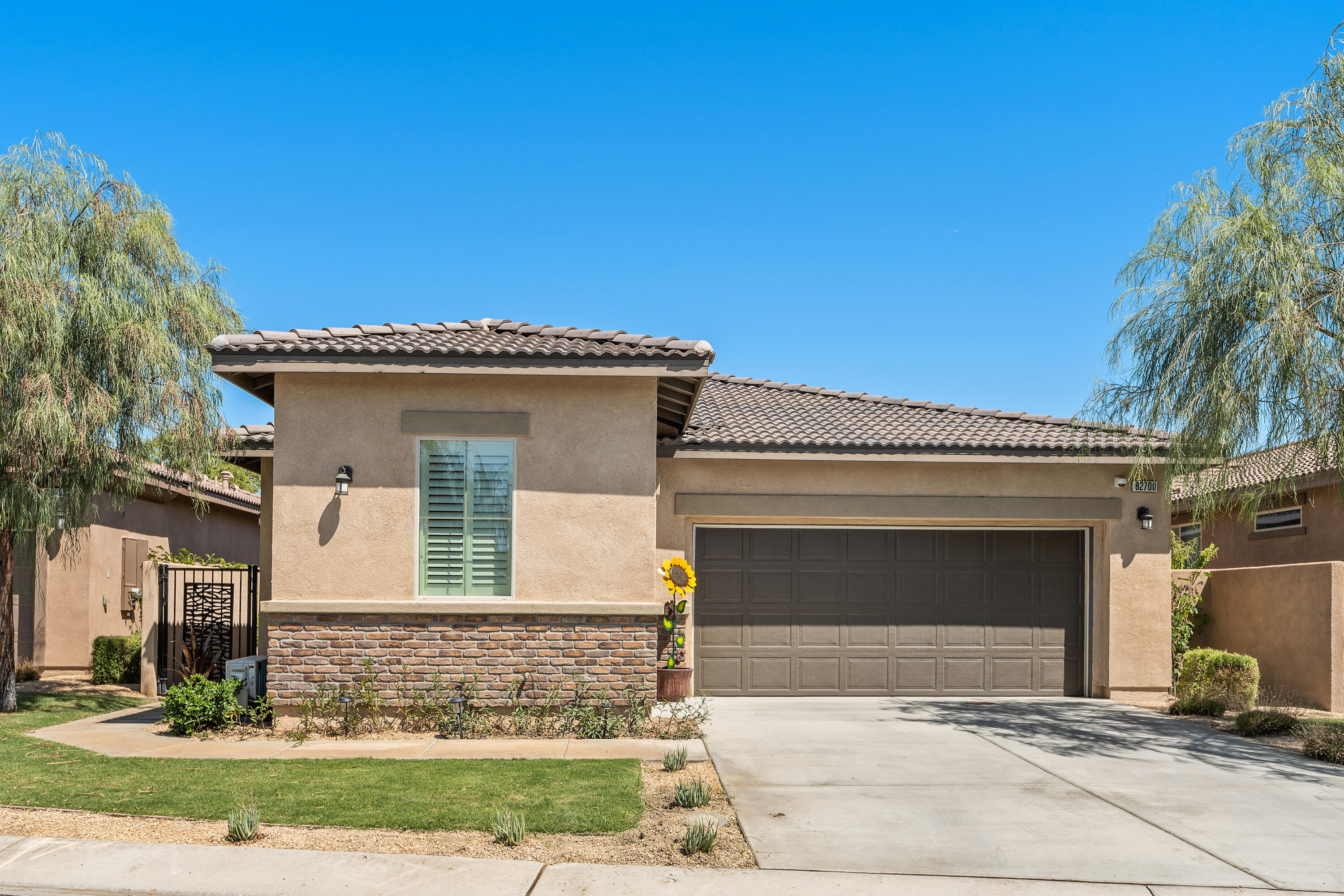 82700 Burnette Drive Indio, CA 92201 - Photo 33 of 38 front view of a house