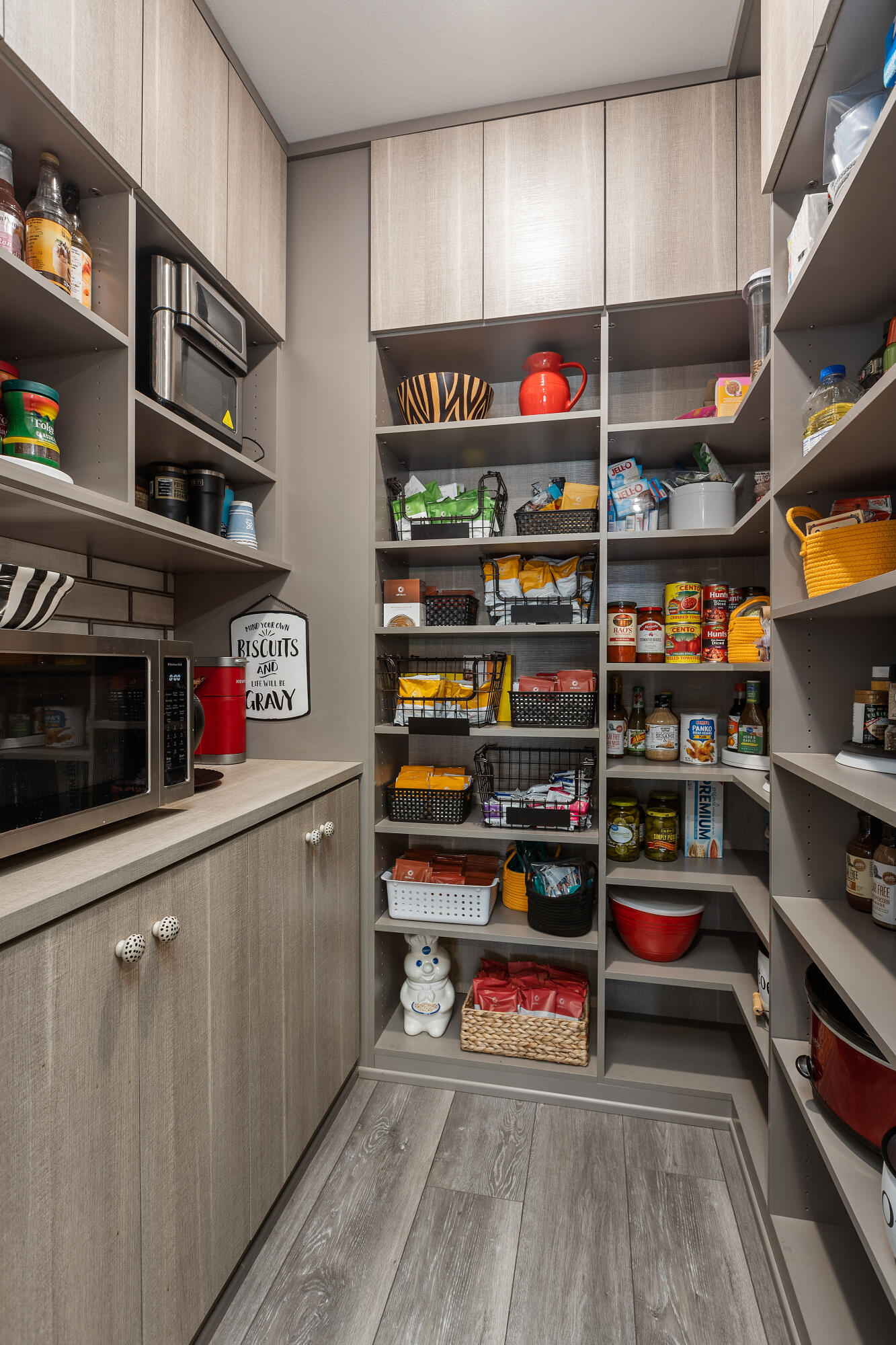 82700 Burnette Drive Indio, CA 92201 - Photo 6 of 38 a view of storage and utility room