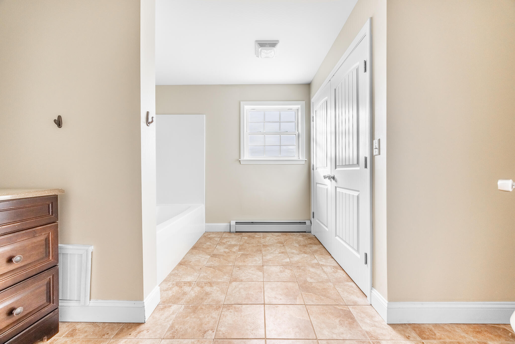 168 Bemis Road, Unit 4 Carmel, ME 04419 - Photo 24 of 33 Carmel Interiors-8