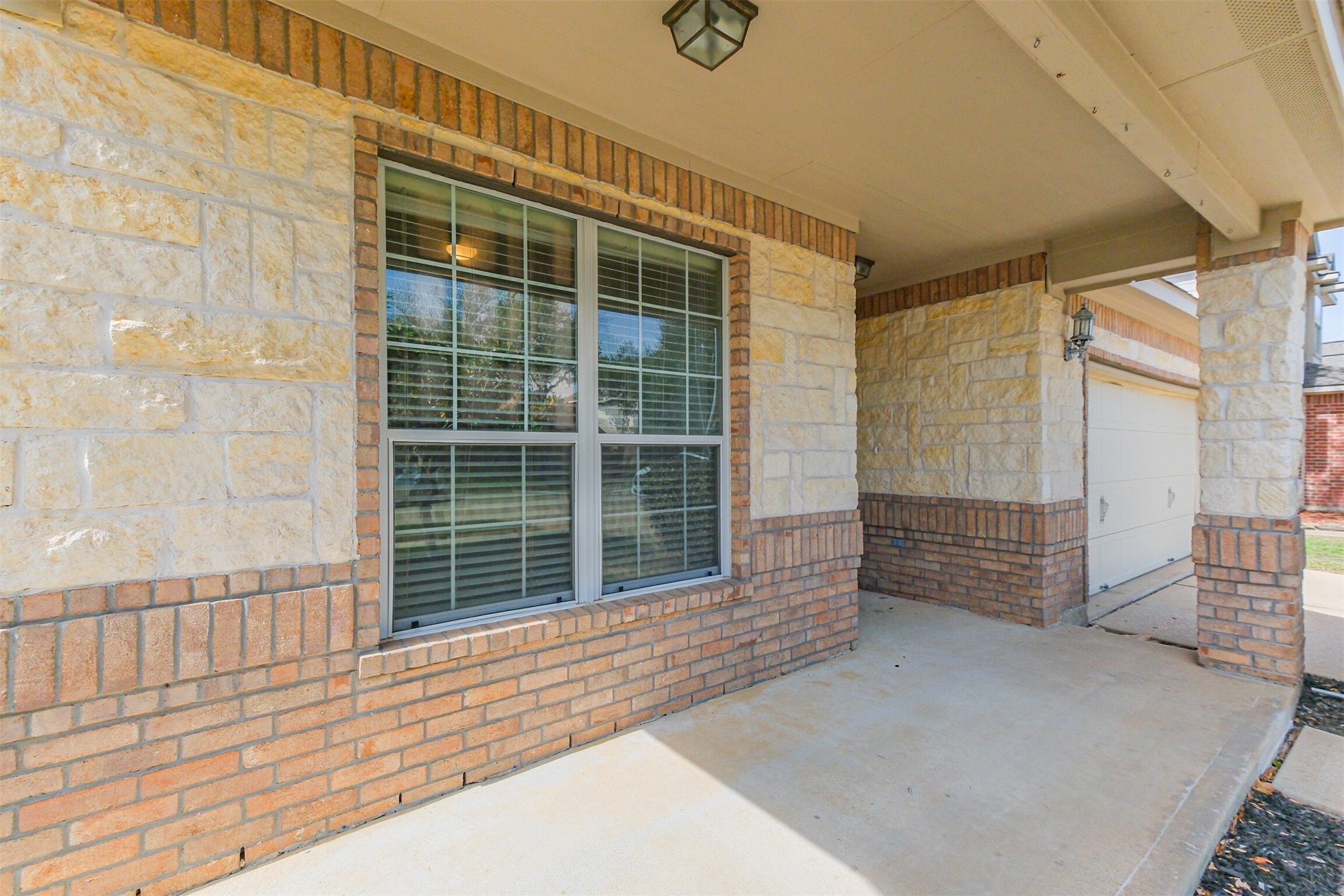 5811 Ranch Riata Court Katy, TX 77449 - Photo 5 of 35 Inviting and Spacious Front Porch!!