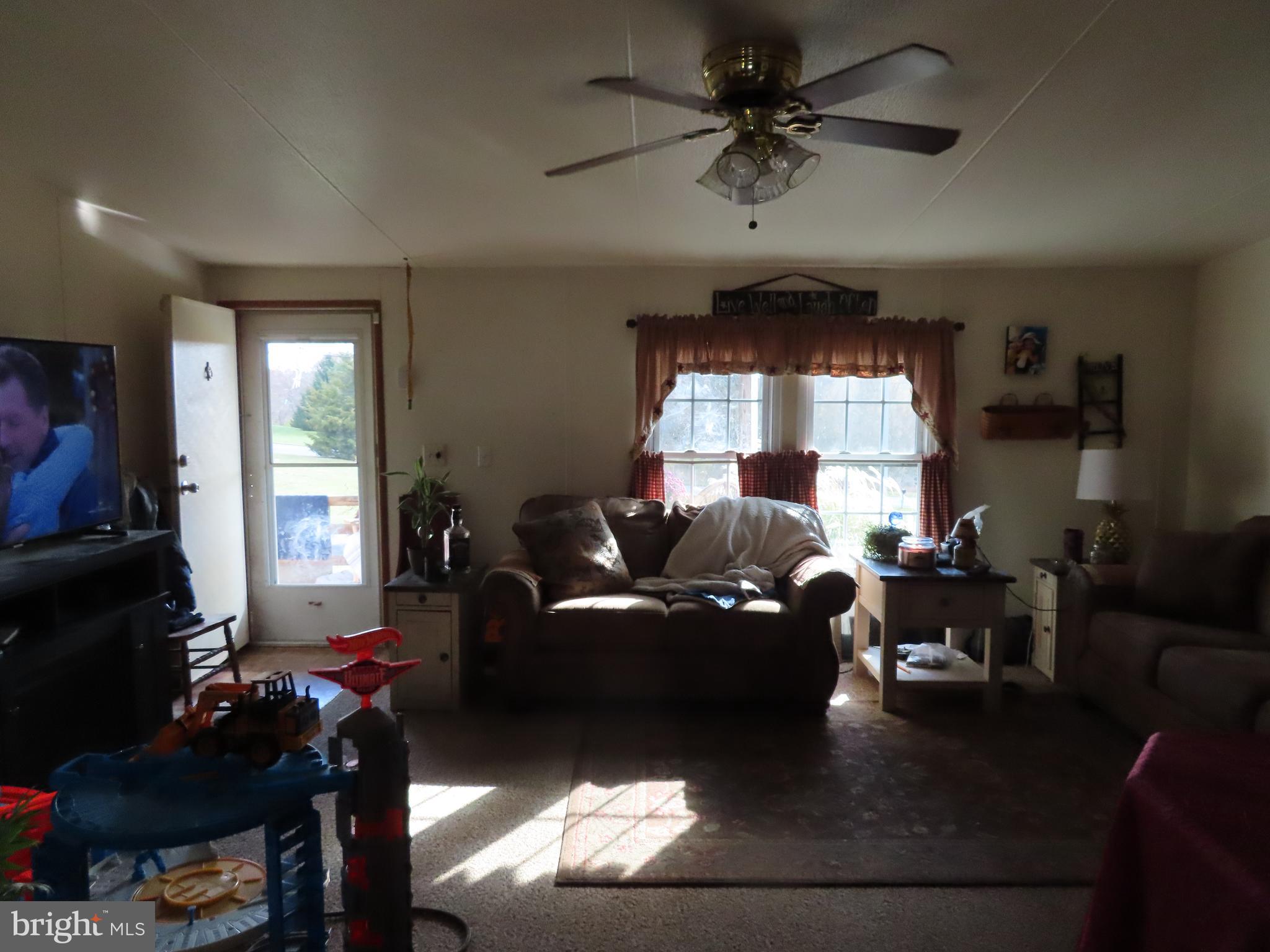 6053 Hager Road Greencastle, PA 17225 - Photo 6 of 22 Gallery Image 6