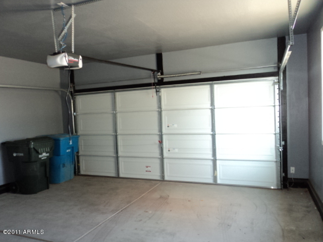 2417 West Beverly Rd. Phoenix, AZ 85041 - Photo 23 of 26 Garage Detail