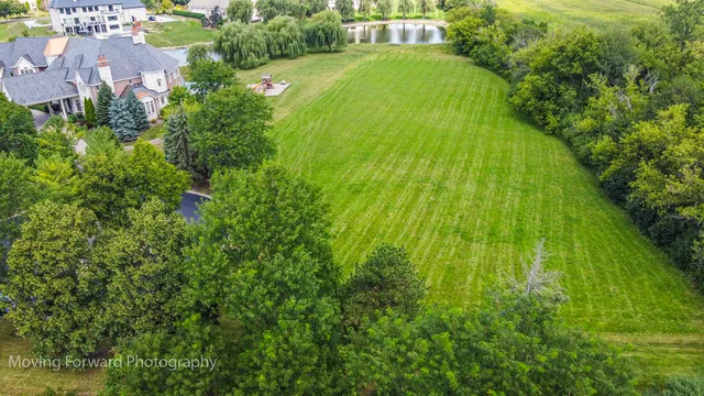 $699,000 | 30 Star Lane, South Barrington, IL 60010