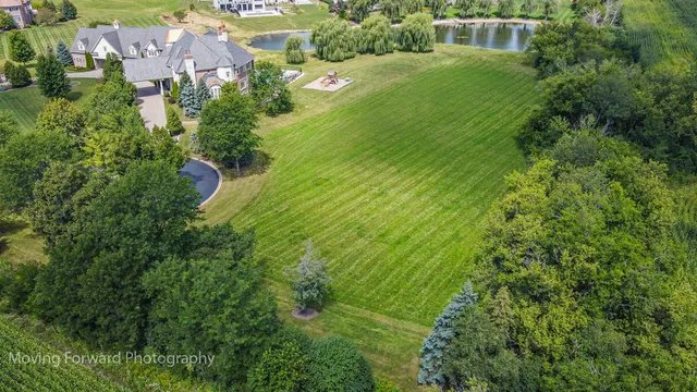 $699,000 | 30 Star Lane, South Barrington, IL 60010