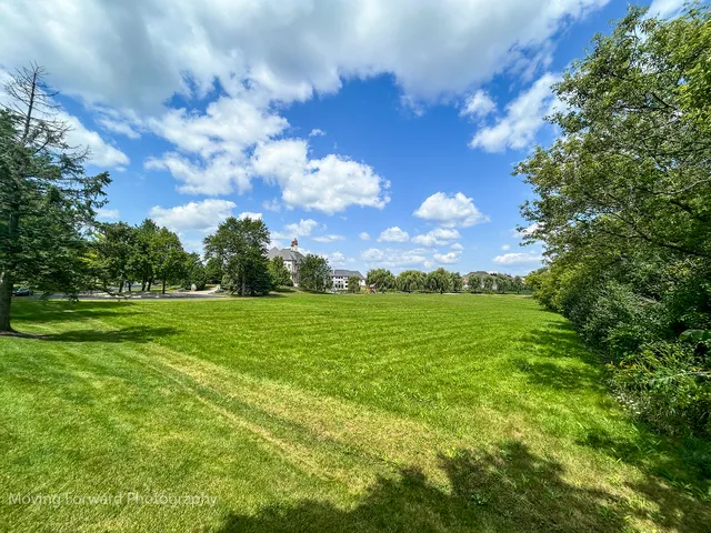 $699,000 | 30 Star Lane, South Barrington, IL 60010