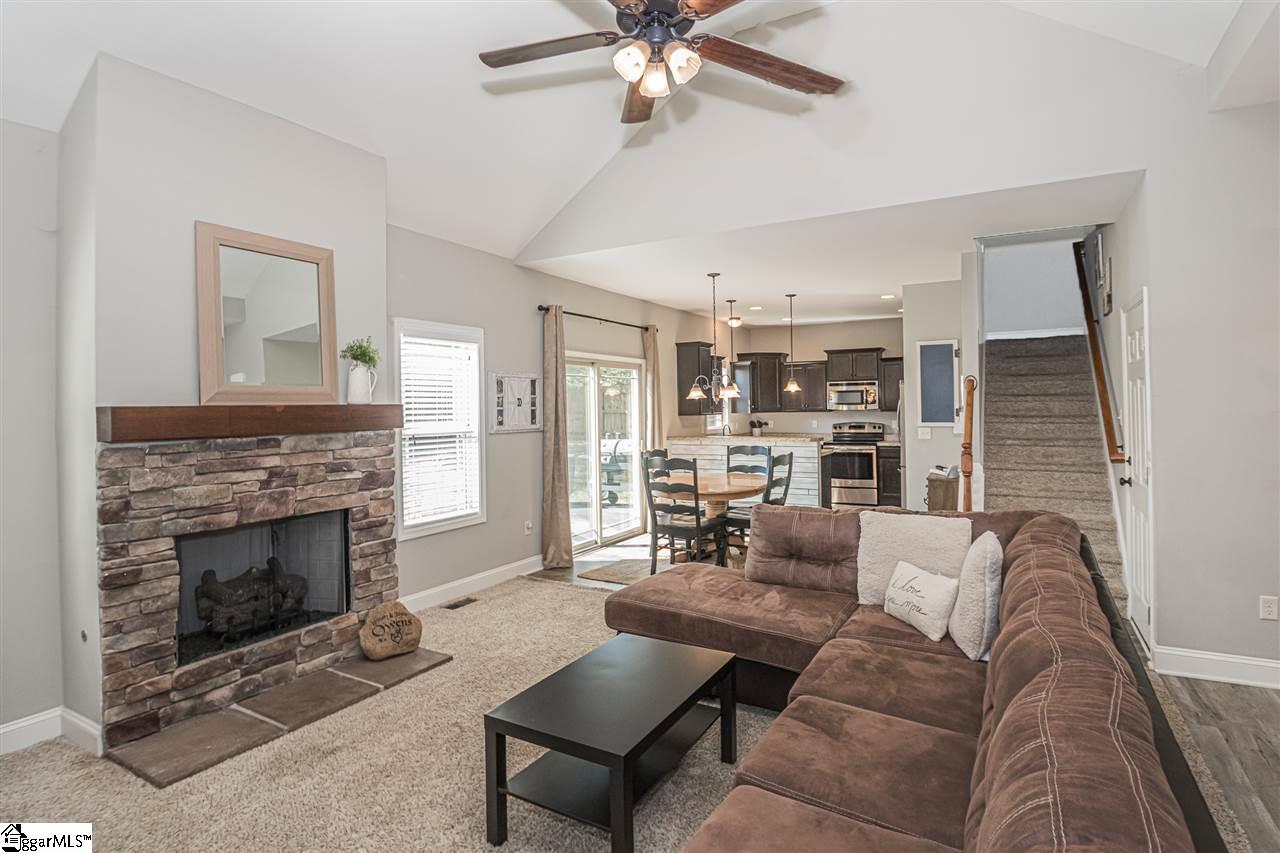 920 Echo Ridge Drive Duncan, SC 29334 - Photo 3 of 24 Gallery Image 3