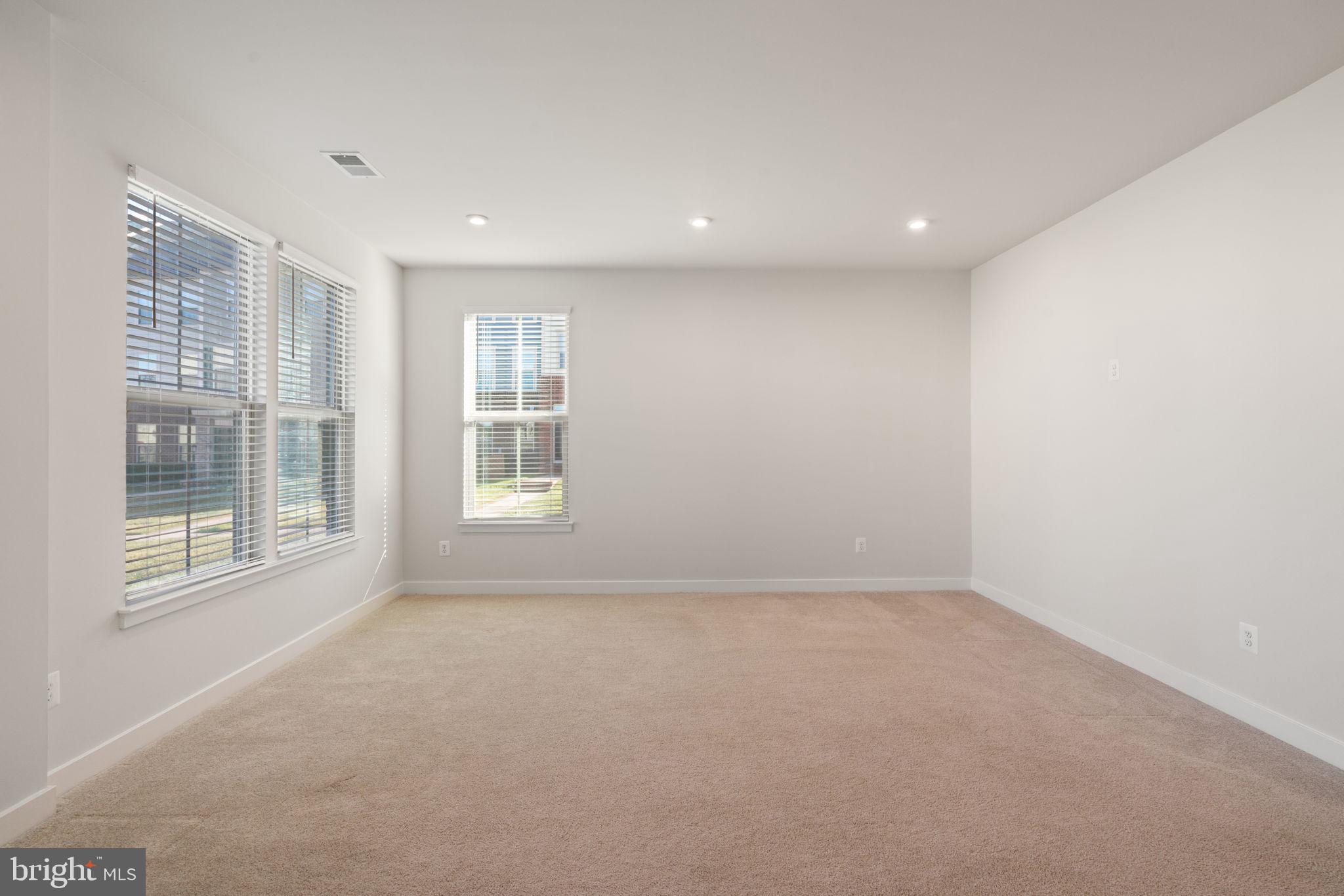 18037 Red Mulberry Road Dumfries, VA 22026 - Photo 11 of 74 Rec room