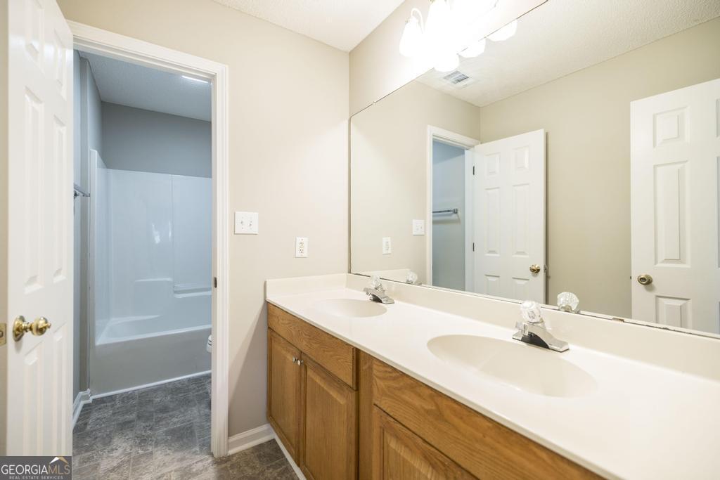 342 Peach Blossom Road Bonaire, GA 31005 - Photo 21 of 33