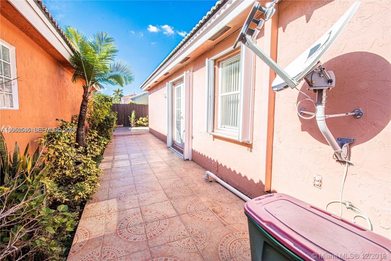 8224 Southwest 157th Court Miami, FL 33193 - Photo 14 of 18