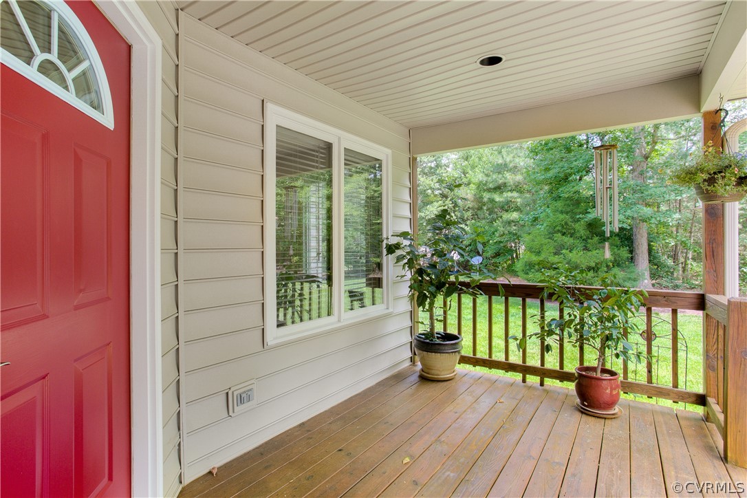18000 River Road Chesterfield, VA 23838 - Photo 3 of 27 Front Porch area