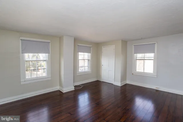 $540,000 | 309-311 Harrison Street, Frenchtown, NJ 08825