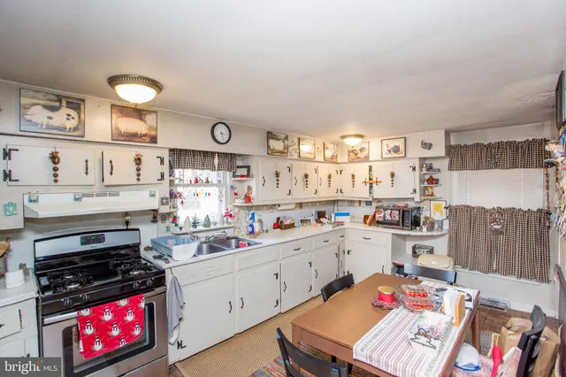 $540,000 | 309-311 Harrison Street, Frenchtown, NJ 08825