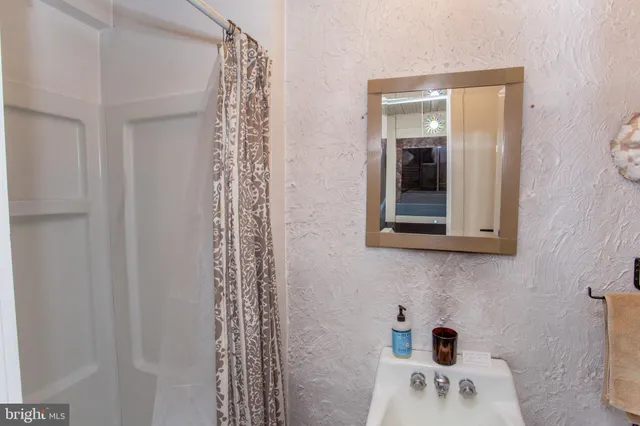 $540,000 | 309-311 Harrison Street, Frenchtown, NJ 08825