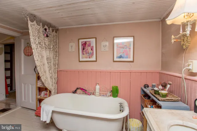 $540,000 | 309-311 Harrison Street, Frenchtown, NJ 08825