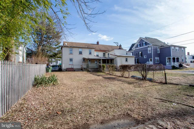 $540,000 | 309-311 Harrison Street, Frenchtown, NJ 08825