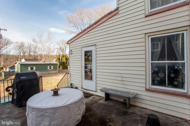 $540,000 | 309-311 Harrison Street, Frenchtown, NJ 08825