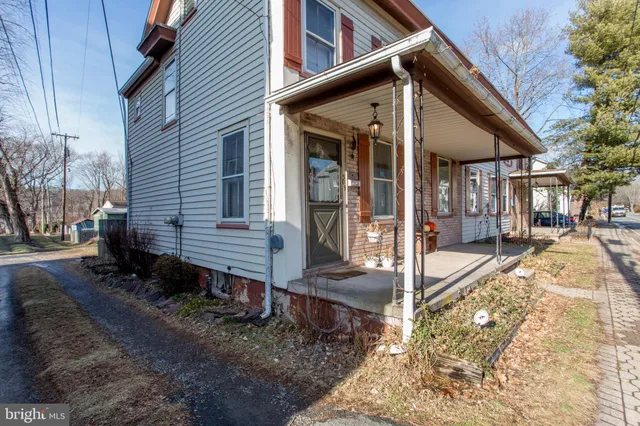 $540,000 | 309-311 Harrison Street, Frenchtown, NJ 08825